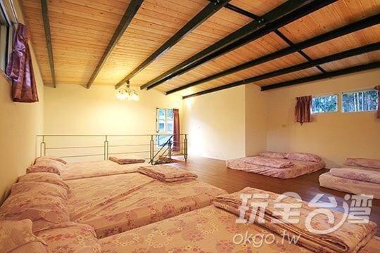 Dongguang Zhixing Homestay Юйчі Екстер'єр фото