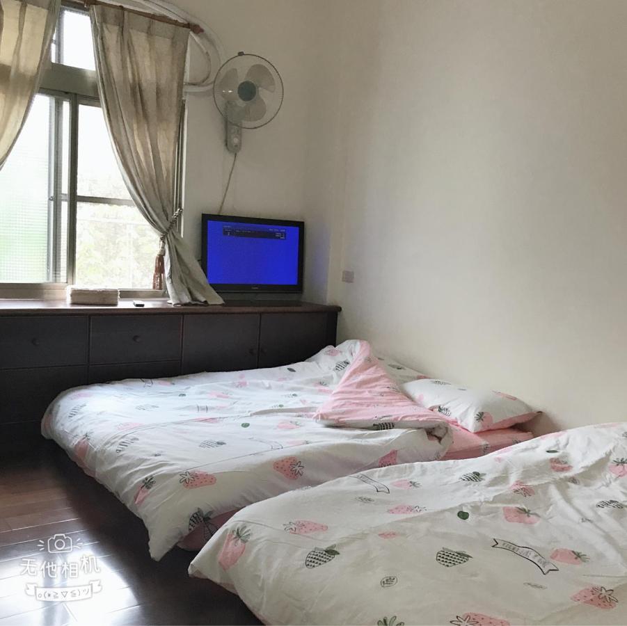 Dongguang Zhixing Homestay Юйчі Екстер'єр фото